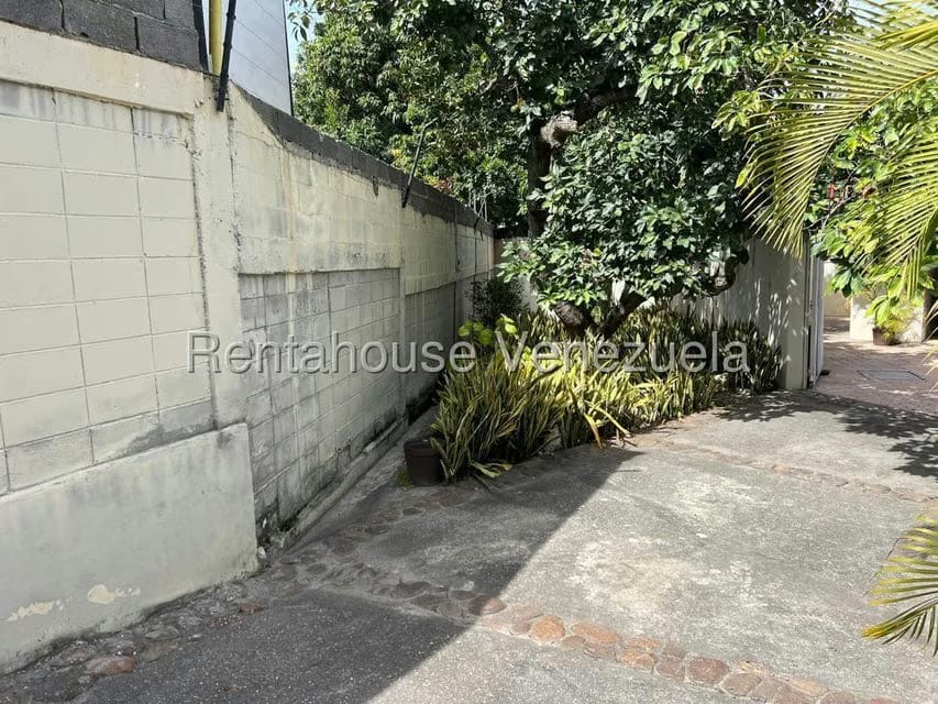 Casa (1 Nivel) en Venta en Zona Este, Lara - 35