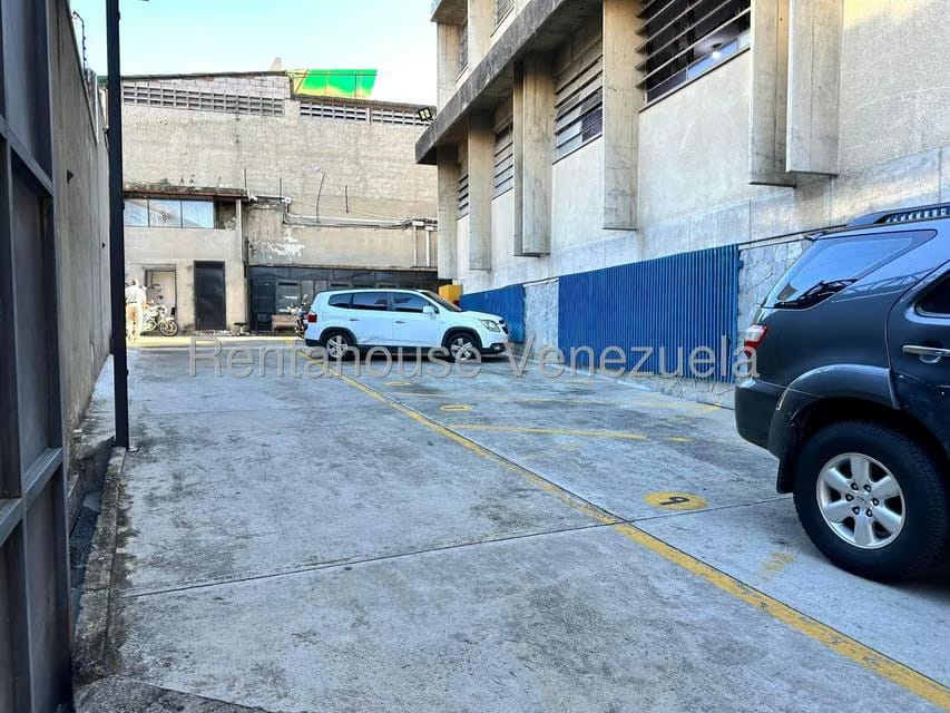 Comercial (Local Comercial) en Alquiler en Boleita Norte, Distrito Metropolitano - 16