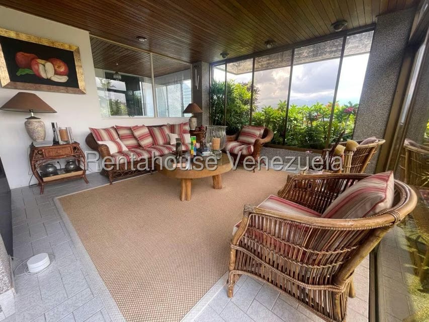 Apartamento (Penthouse) en Venta en Los Naranjos del Cafetal, Distrito Metropolitano - 11