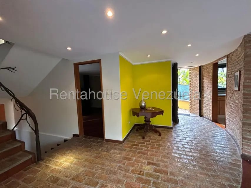 Casa (Multipes Niveles) en Alquiler en Miranda, Distrito Metropolitano - 13