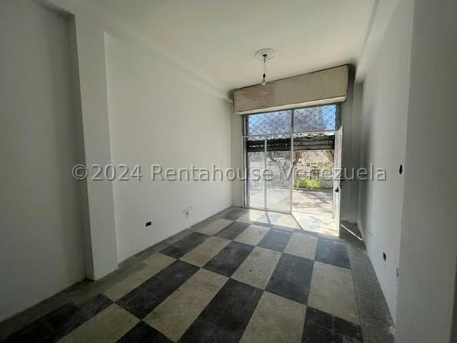 Comercial (Local Comercial) en Venta en Vista Alegre, Distrito Metropolitano - 4