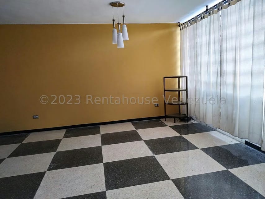 Casa (1 Nivel) en Venta en Sebucan, Distrito Metropolitano - 2