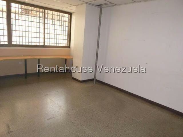 Comercial (Oficina) en Alquiler en La Urbina, Distrito Metropolitano - 7