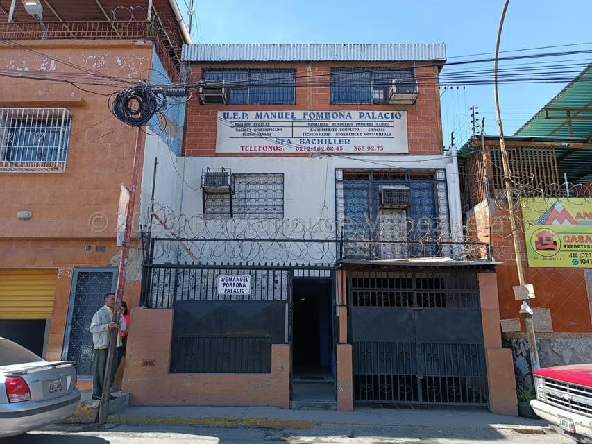 Comercial (Local Comercial) en Venta en Guarenas, Miranda