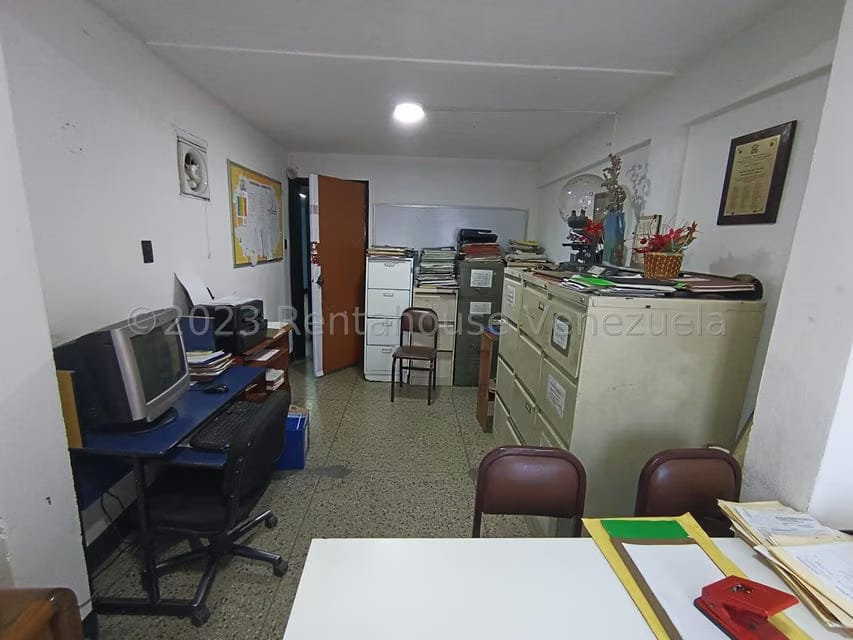 Comercial (Local Comercial) en Venta en Guarenas, Miranda - 13