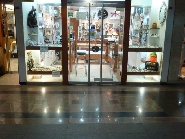 Comercial (Local Comercial) en Venta en El Cafetal, Distrito Metropolitano - 12