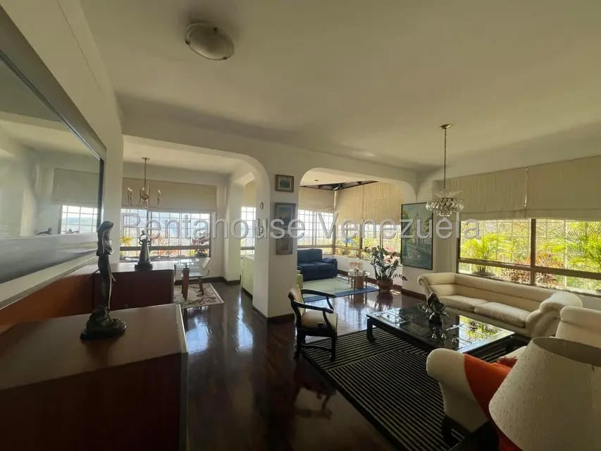 Apartamento (1 Nivel) en Venta en Miranda, Distrito Metropolitano - 2