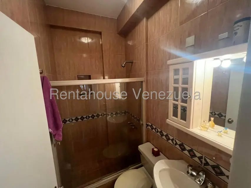 Apartamento (1 Nivel) en Venta en Miranda, Distrito Metropolitano - 24