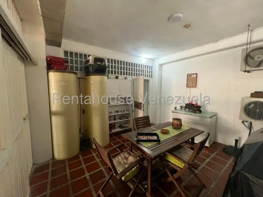 Apartamento (1 Nivel) en Venta en Miranda, Distrito Metropolitano - 29