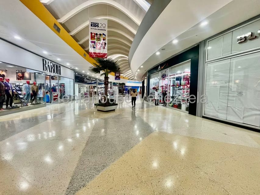 Comercial (Local Comercial) en Alquiler en El Cardon, Falcon - 3