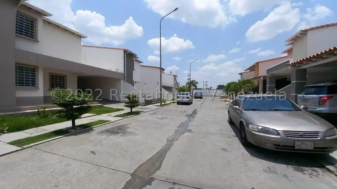 Casa (Duplex) en Venta en Villa Roca, Portuguesa - 28