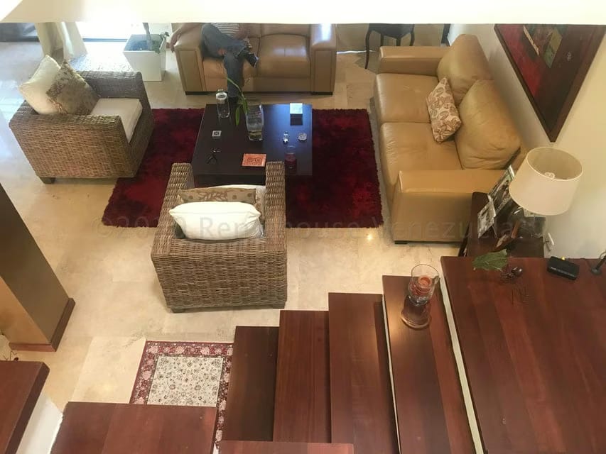 Casa (Duplex) en Venta en Oripoto, Distrito Metropolitano - 3
