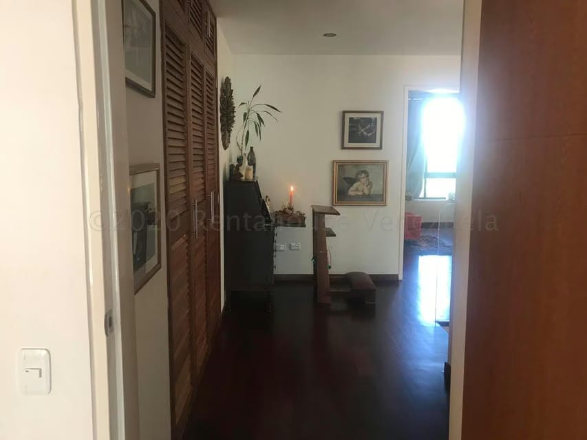 Casa (Duplex) en Venta en Oripoto, Distrito Metropolitano - 24