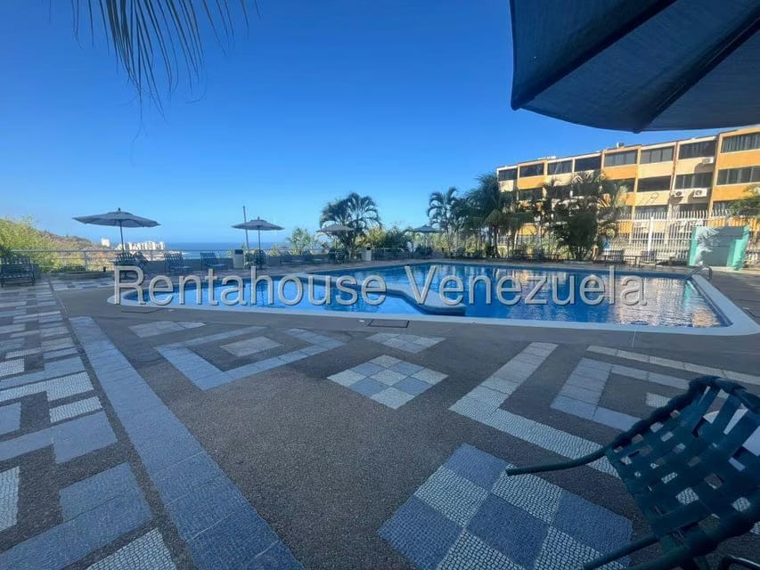 Apartamento (1 Nivel) en Alquiler en La Llanada, Vargas - 14