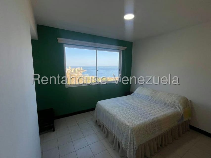 Apartamento (1 Nivel) en Alquiler en La Llanada, Vargas - 6