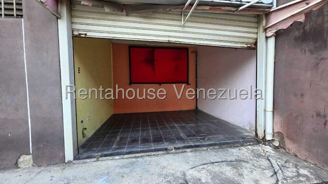 Comercial (Local Comercial) en Alquiler en Palo Verde, Distrito Metropolitano - 2