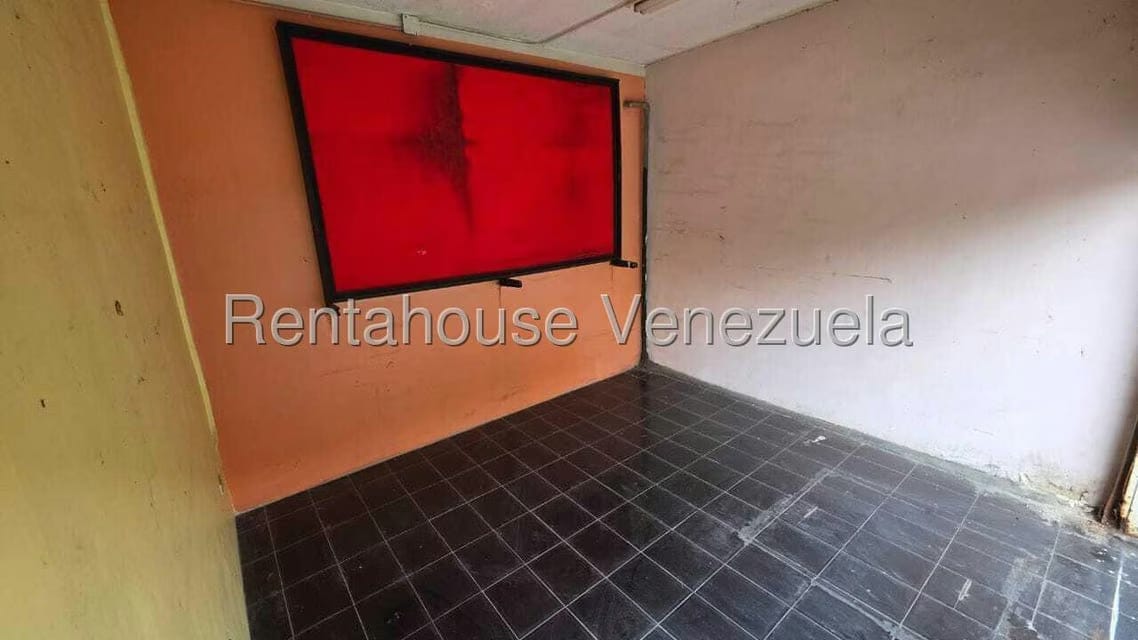 Comercial (Local Comercial) en Alquiler en Palo Verde, Distrito Metropolitano - 3