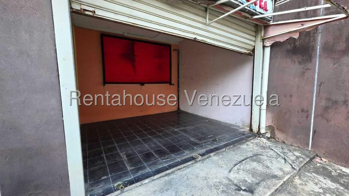Comercial (Local Comercial) en Alquiler en Palo Verde, Distrito Metropolitano - 4