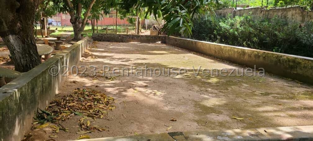 Terreno (Comercial) en Venta en La Asuncion, Nueva Esparta - 2