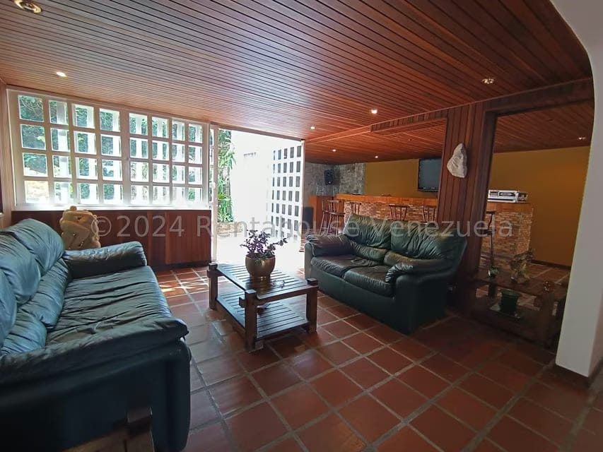 Casa (Multipes Niveles) en Venta en Los Naranjos del Cafetal, Distrito Metropolitano - 16