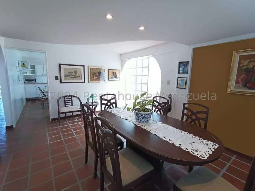 Casa (Multipes Niveles) en Venta en Los Naranjos del Cafetal, Distrito Metropolitano - 18