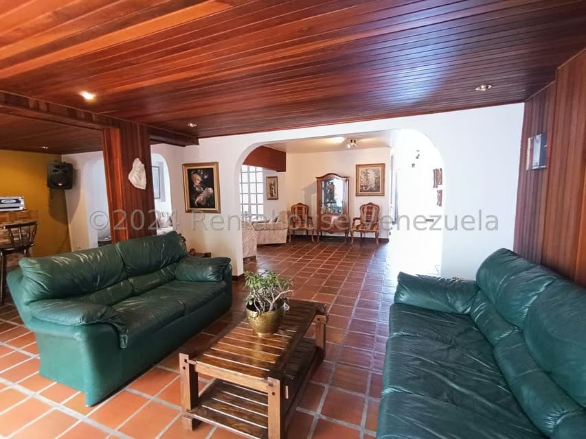 Casa (Multipes Niveles) en Venta en Los Naranjos del Cafetal, Distrito Metropolitano - 19
