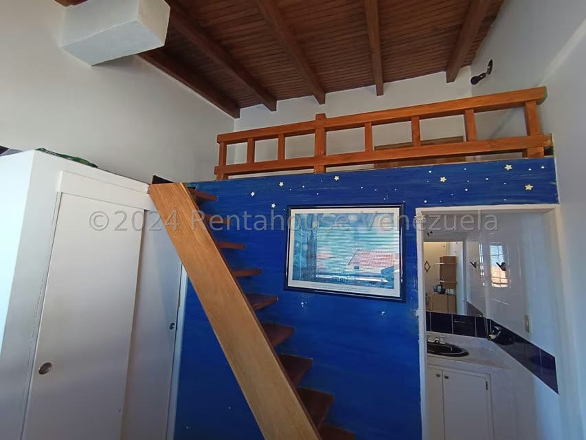 Casa (Multipes Niveles) en Venta en Los Naranjos del Cafetal, Distrito Metropolitano - 35