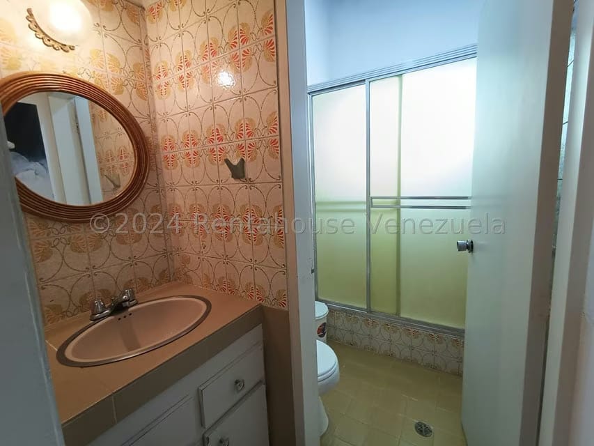 Casa (Multipes Niveles) en Venta en Los Naranjos del Cafetal, Distrito Metropolitano - 41