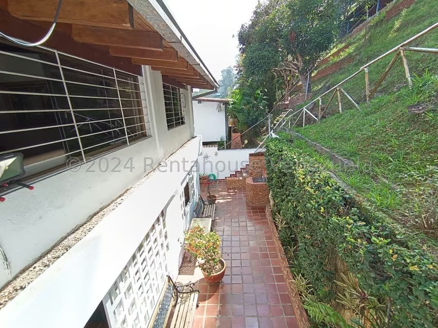 Casa (Multipes Niveles) en Venta en Los Naranjos del Cafetal, Distrito Metropolitano - 50