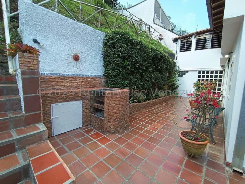 Casa (Multipes Niveles) en Venta en Los Naranjos del Cafetal, Distrito Metropolitano - 7