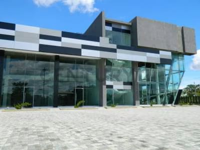 CENTRO COMERCIAL EN VENTA C.C Suata, Unare II Calle Neveri - 8