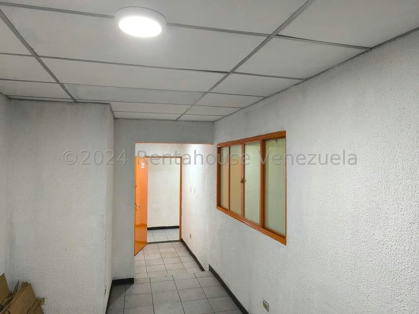 Comercial (Oficina) en Alquiler en Parroquia La Candelaria, Distrito Metropolitano - 12