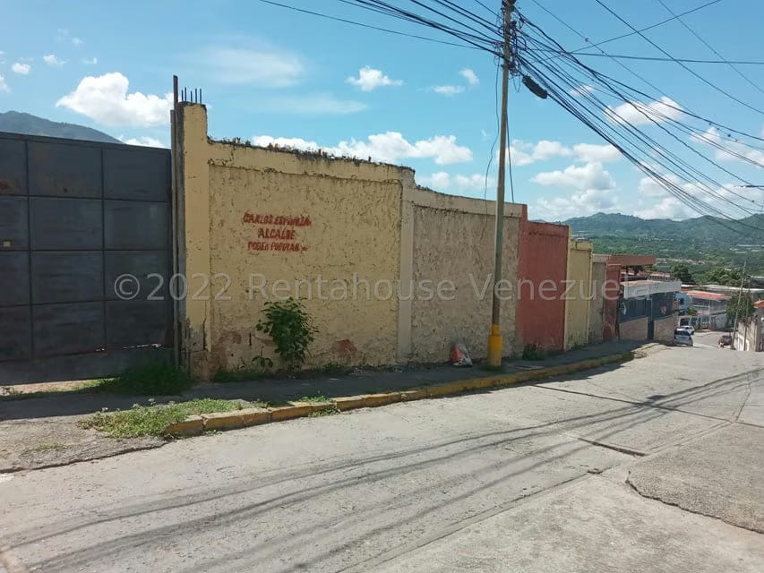 Terreno (Industrial) en Venta en Guatire, Miranda - 2