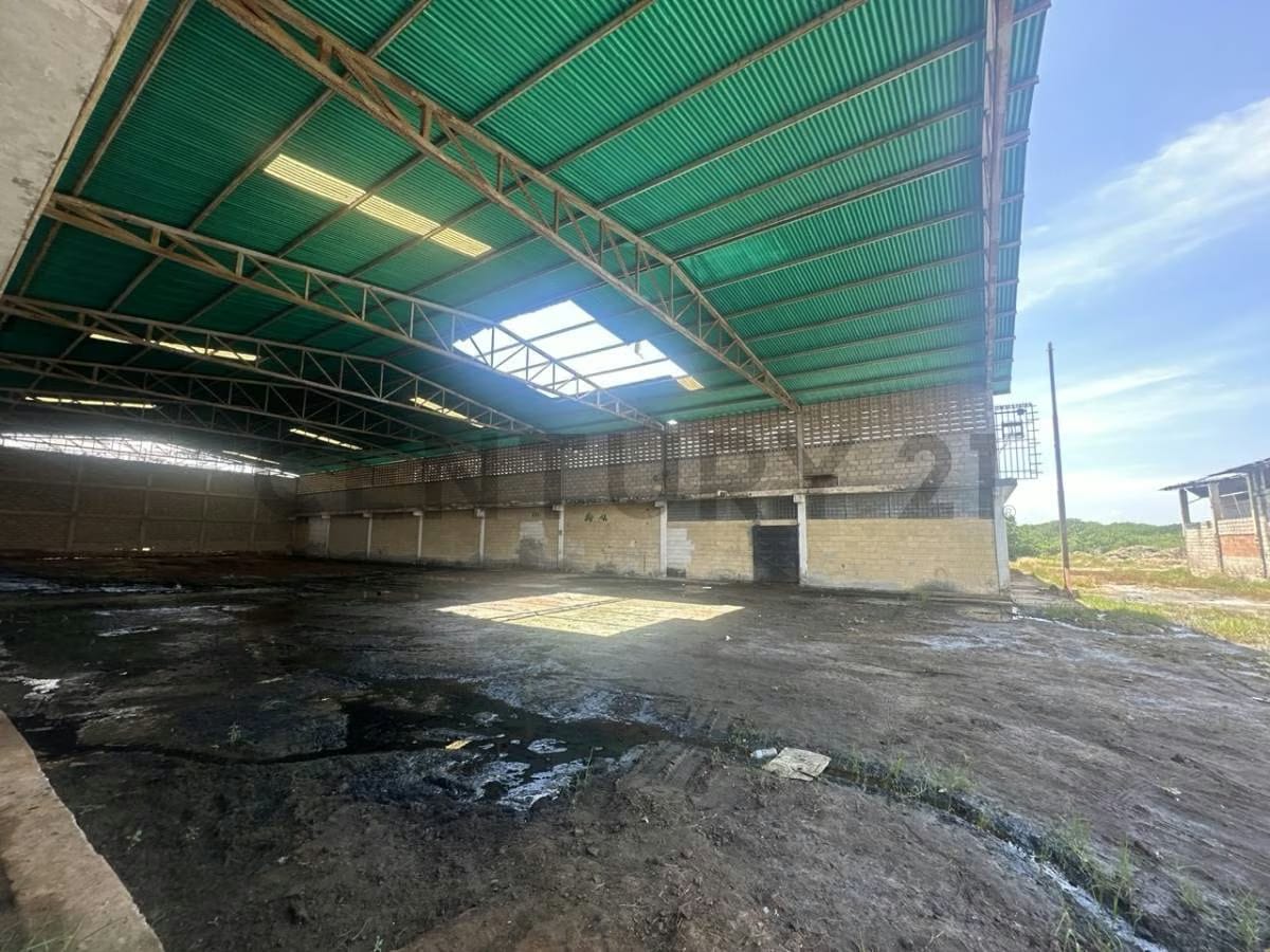 Galpon Industrial Comercial en Venta en Los Haticos, Maracaibo - 14