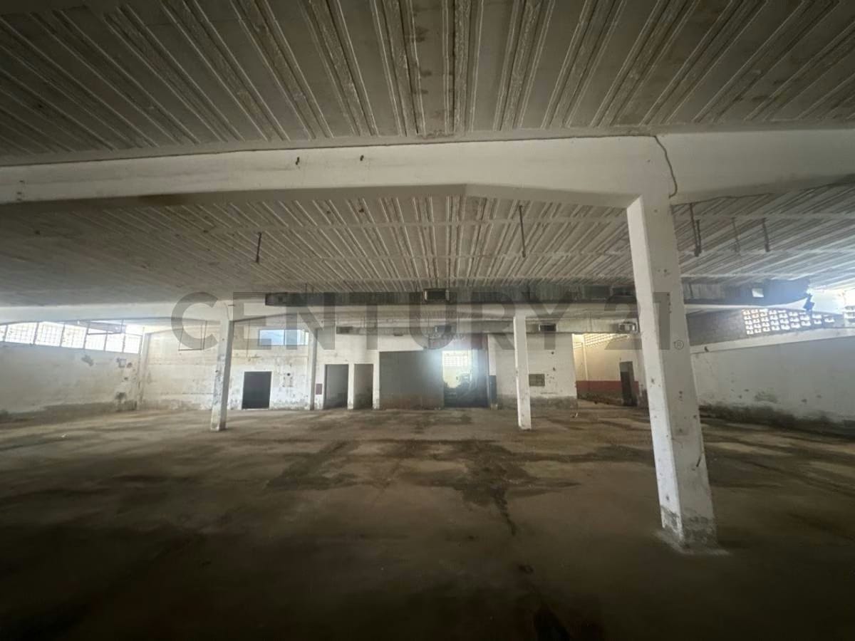 Galpon Industrial Comercial en Venta en Los Haticos, Maracaibo - 4