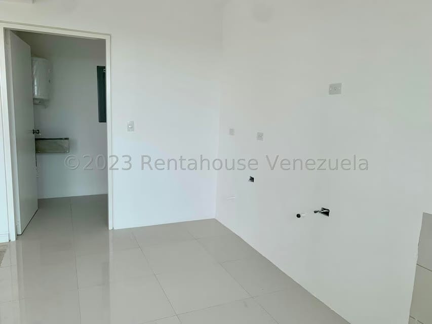 Apartamento (1 Nivel) en Venta en La Lagunita Country Club, Distrito Metropolitano - 11