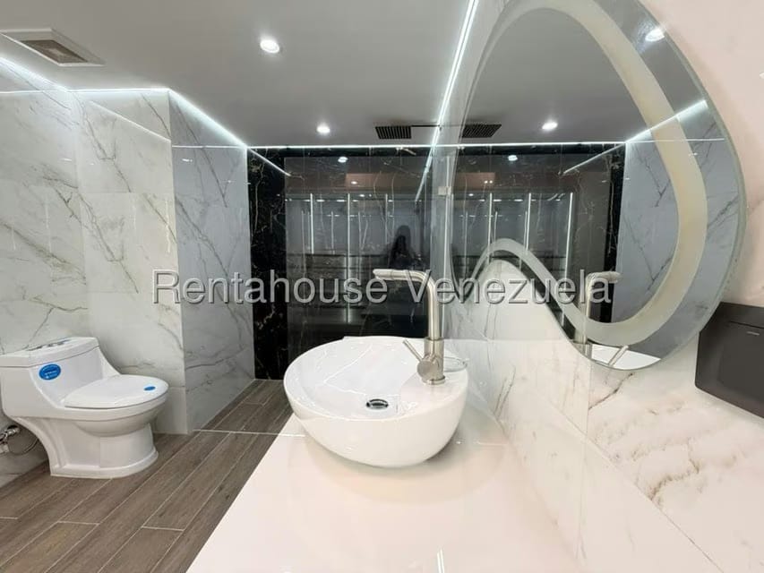 Apartamento (1 Nivel) en Alquiler en La Castellana, Distrito Metropolitano - 18