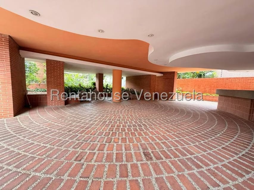 Apartamento (1 Nivel) en Alquiler en La Castellana, Distrito Metropolitano - 3