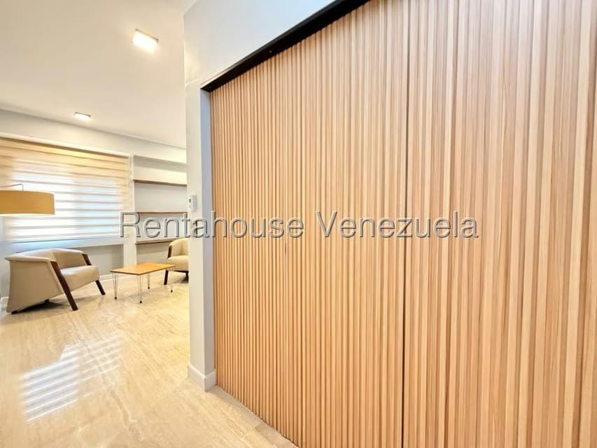 Apartamento (1 Nivel) en Alquiler en La Castellana, Distrito Metropolitano - 5
