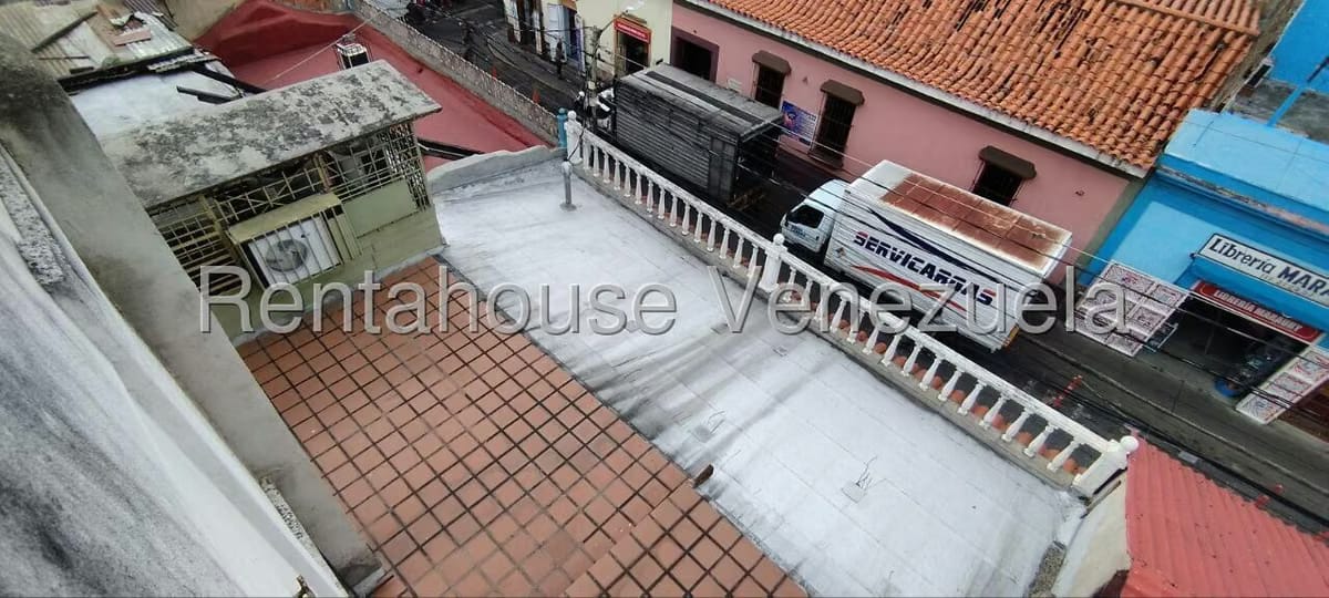 Comercial (Edificio) en Alquiler en Petare, Distrito Metropolitano - 21