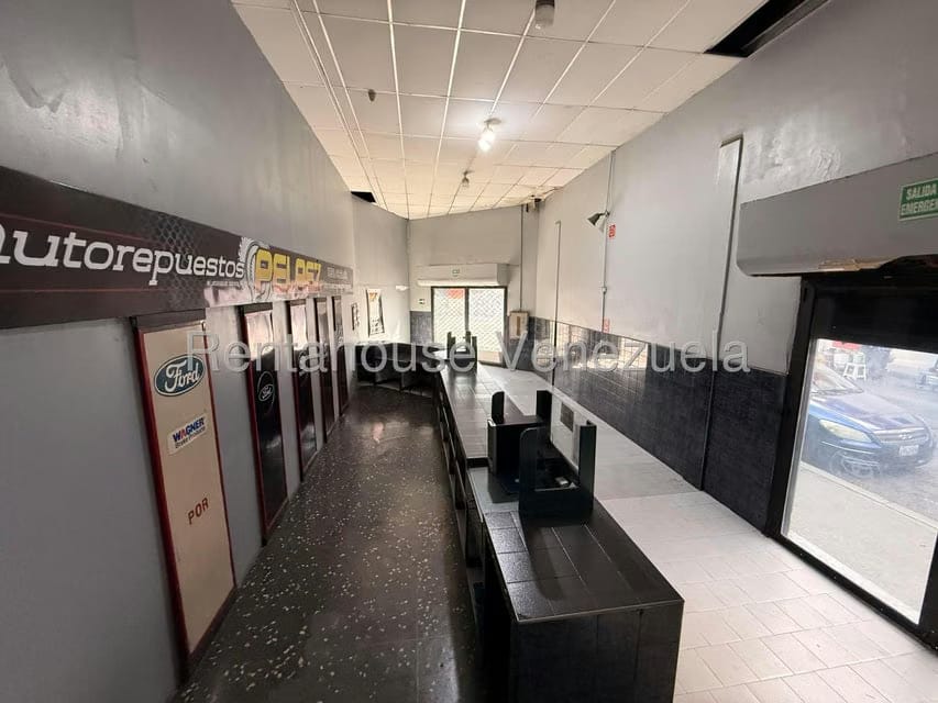 Comercial (Local Comercial) en Venta en Centro, Lara - 23