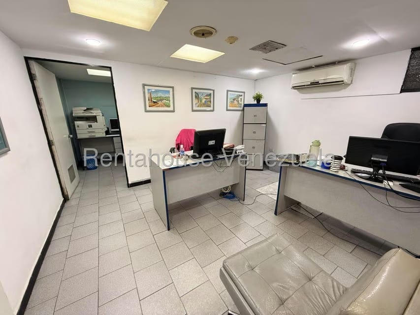 Comercial (Local Comercial) en Venta en Centro, Lara - 25