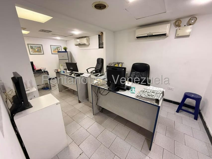 Comercial (Local Comercial) en Venta en Centro, Lara - 26
