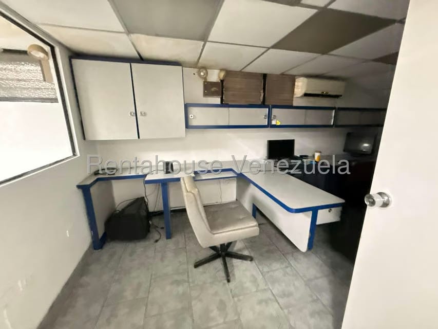 Comercial (Local Comercial) en Venta en Centro, Lara - 30