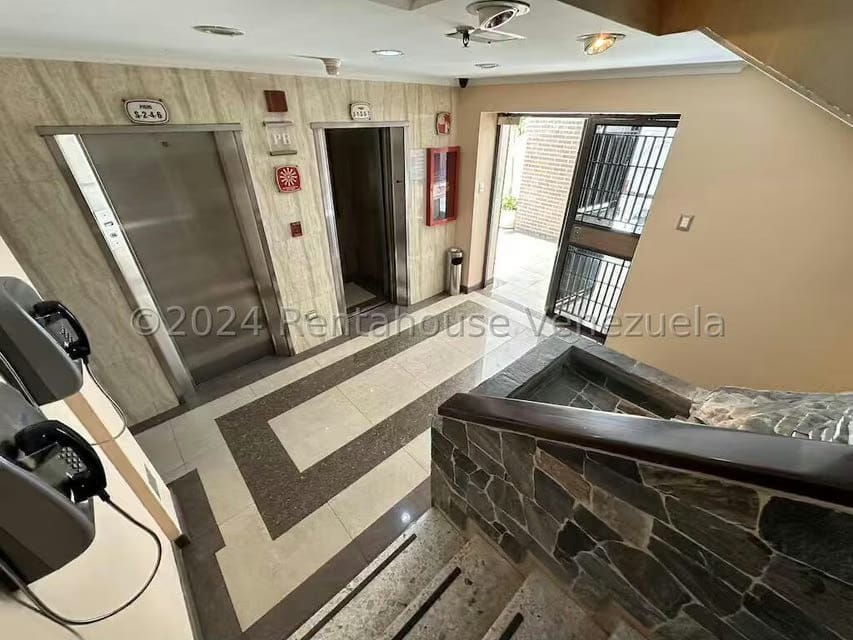 Comercial (Edificio) en Venta en Sabana Grande, Distrito Metropolitano - 11