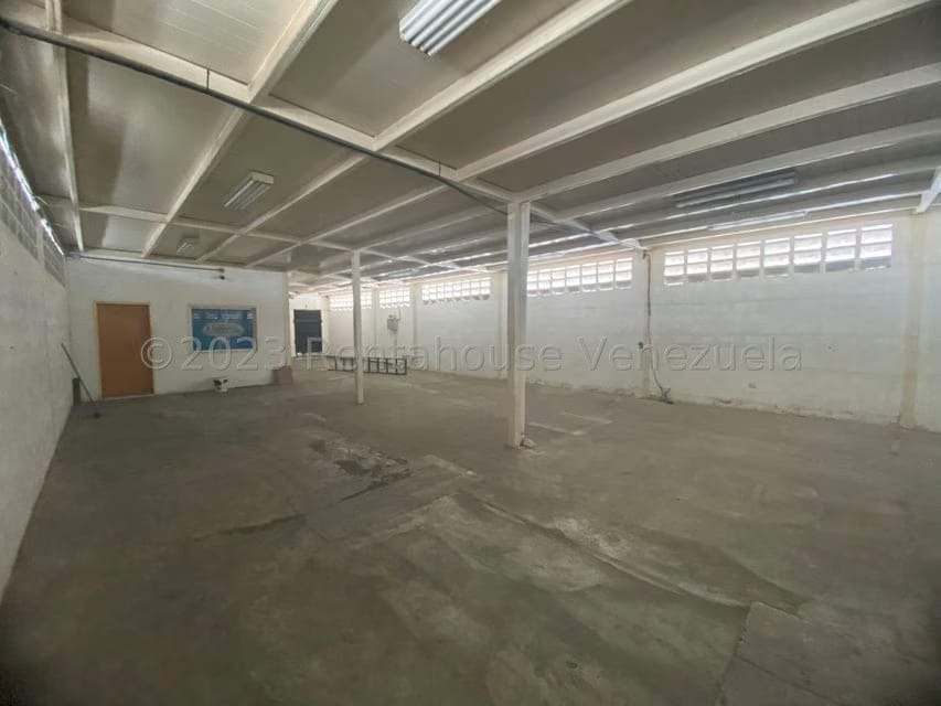 Comercial (Local Comercial) en Venta en Santa Rosa, Aragua - 46