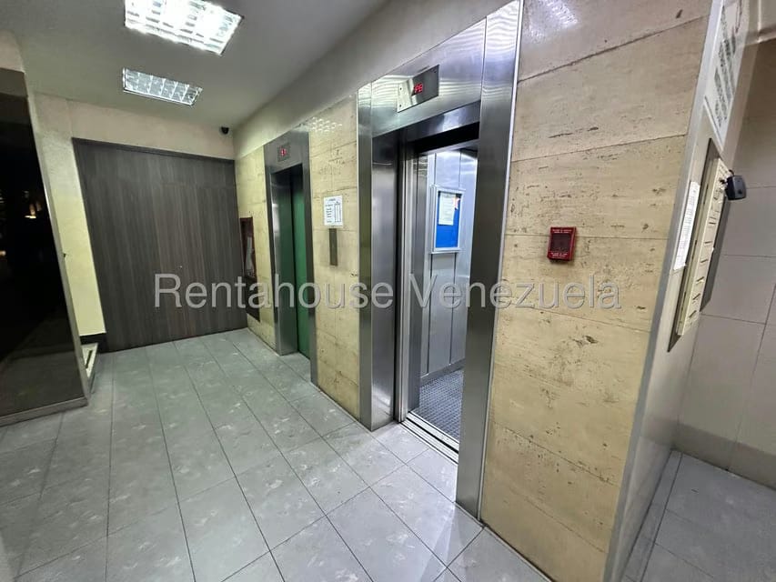 Comercial (Oficina) en Alquiler en Chacao, Distrito Metropolitano - 15