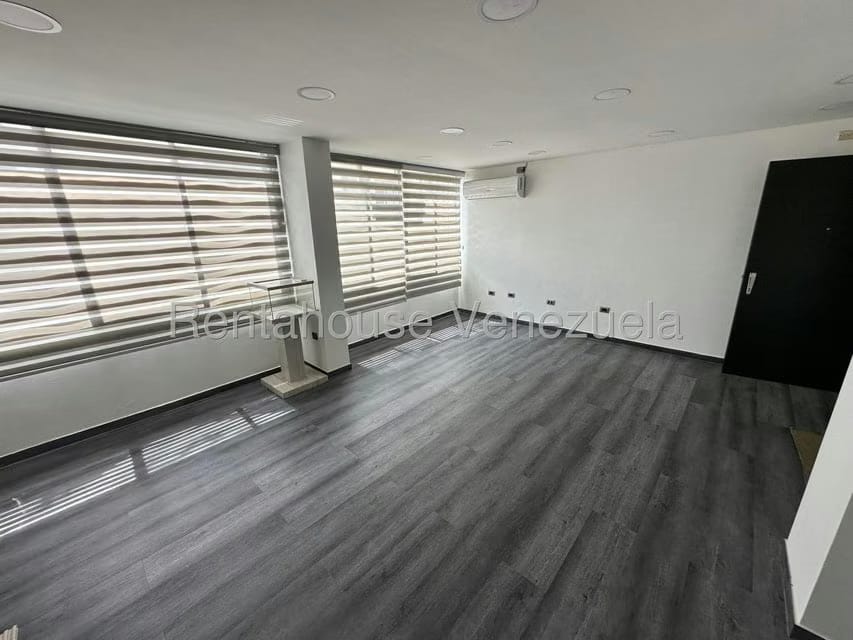 Comercial (Oficina) en Alquiler en Chacao, Distrito Metropolitano - 3