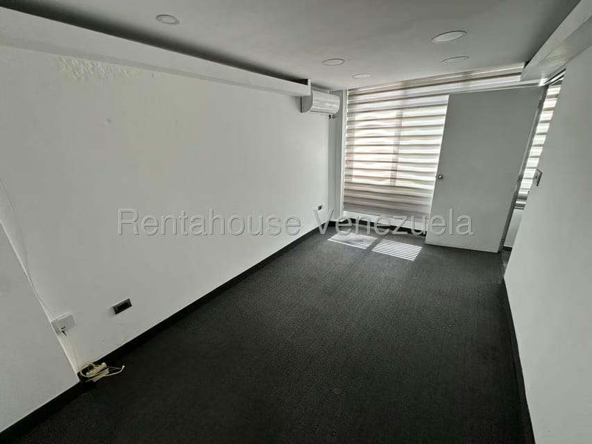 Comercial (Oficina) en Alquiler en Chacao, Distrito Metropolitano - 7