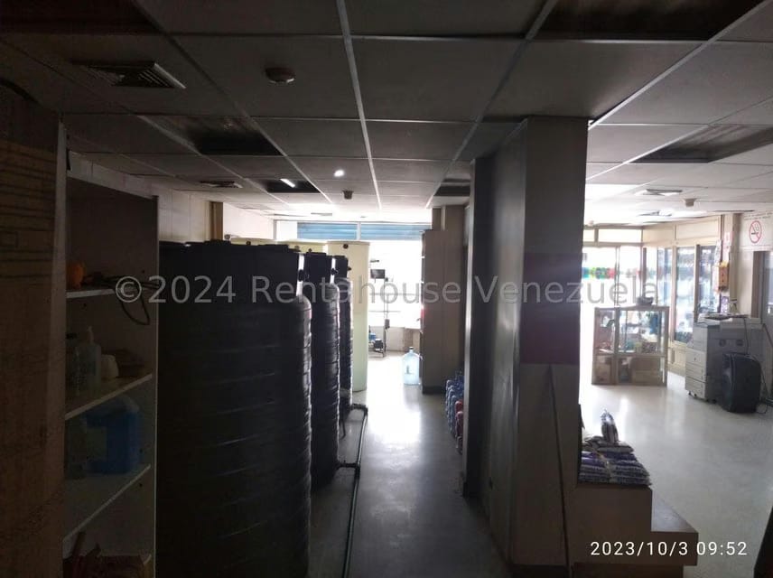Comercial (Local Comercial) en Alquiler en El Paraiso, Distrito Metropolitano - 4
